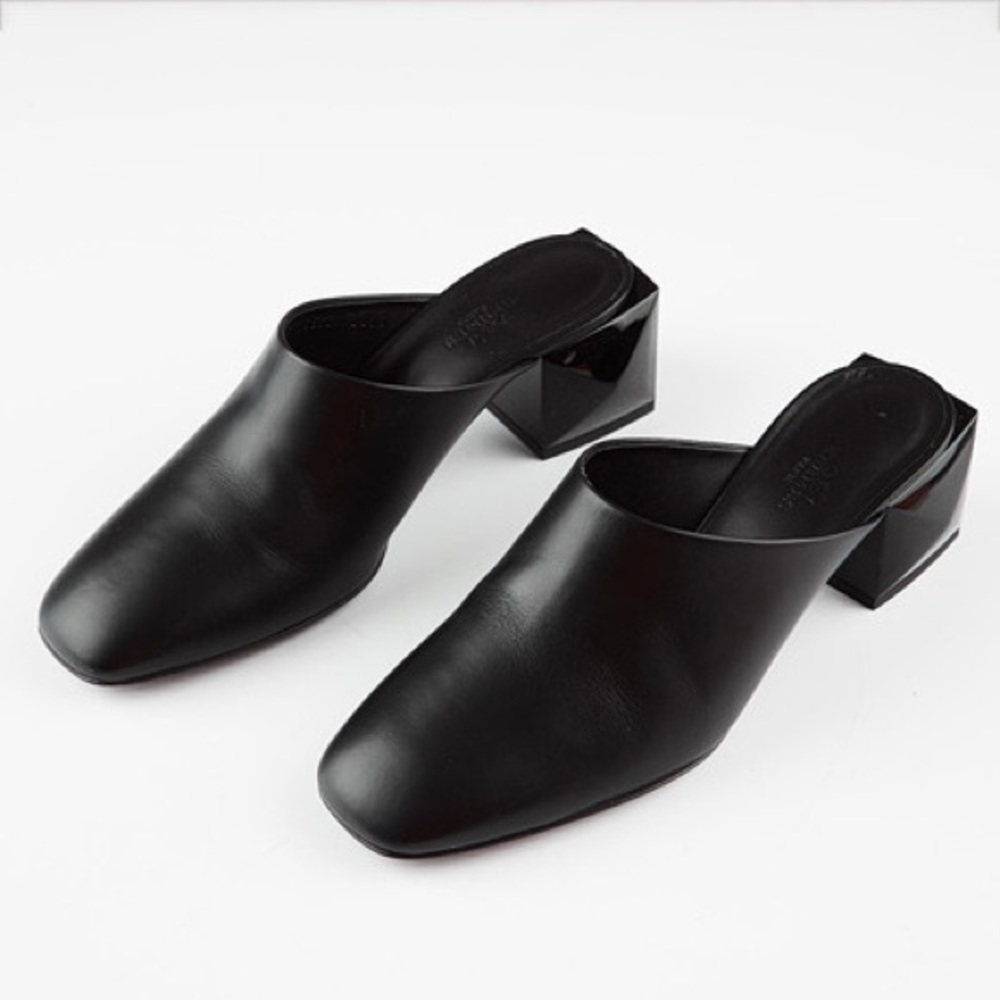 New Hermes shoes size 38